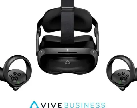 HTC VIVE Focus 3 - VR Bril - Inclusief Controllers - Systeem voor VR @ 90 Hz - USB-C - Business Edition